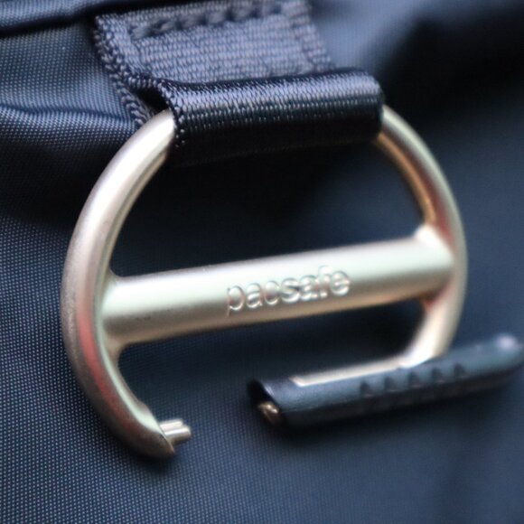 NWOT Pacsafe CX Anti-Theft Backpack in Black & Pink - Picture 3 of 11